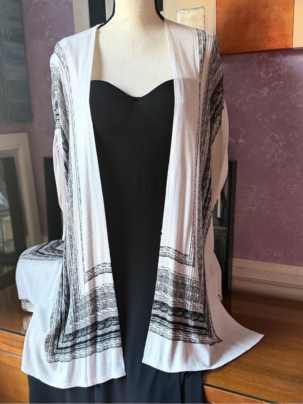 Splendid White Ribbed Knit Poncho - Picture 6 of 12